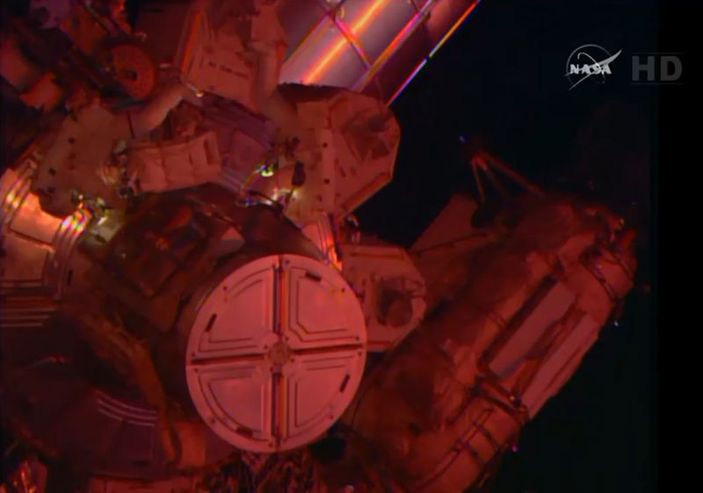 NASA astronotları uzay yürüyüşüne çıktı