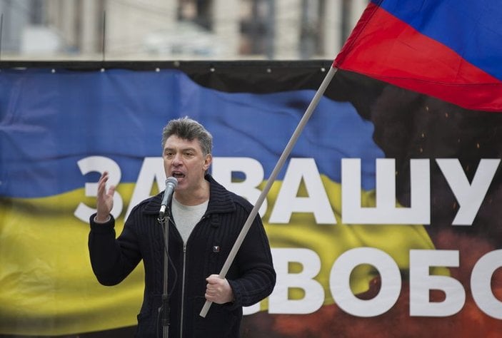 Putin muhalifi lider Nemtsov öldürüldü