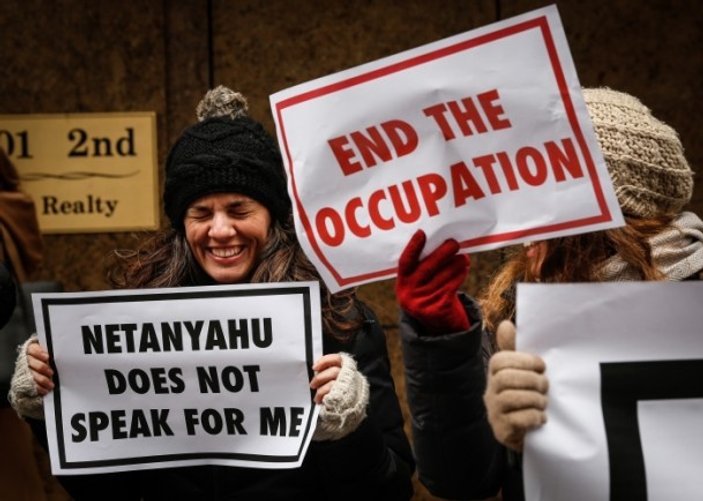 Netanyahu'nun kongre konuşması protesto edildi