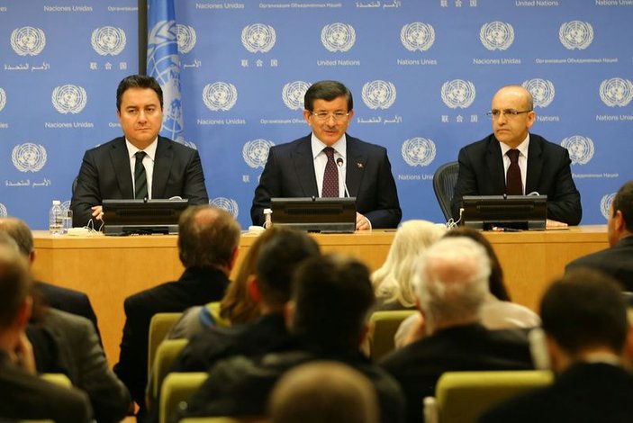Davutoğlu: Doların yükselmesi Türkiye'ye bağlanamaz