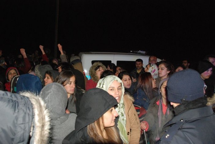 Kafkas Üniversitesi'nde kız öğrencilerin yurt isyanı