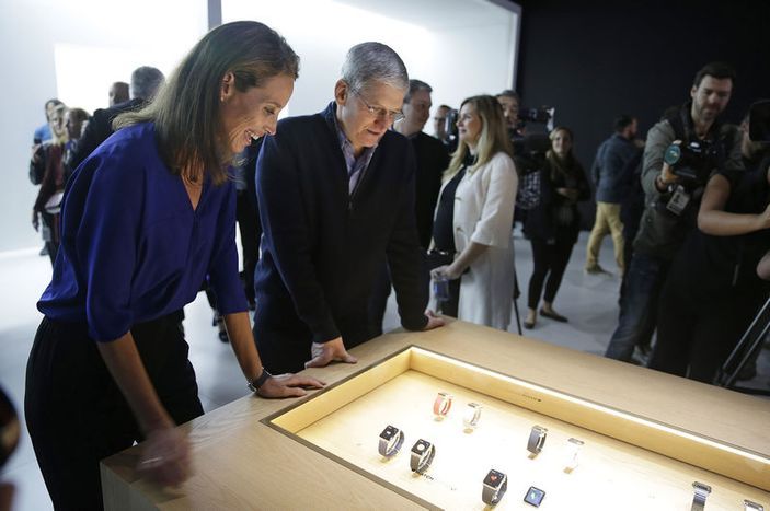 Apple'ın akıllı saati Apple Watch tanıtıldı