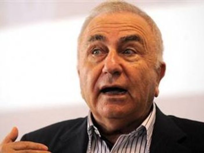 Bedrettin Dalan: Kanat taktım uçuyorum