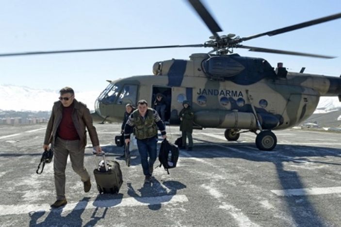 Dağlıca'da ikizinin şehitlik hikayesini dinledi