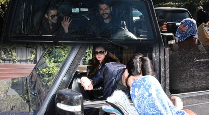 Evlilik sorusu Burak Özçivit'i gülme krizine soktu