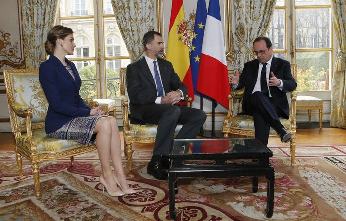 Hollande ve Felipe uçak kazasını aynı anda öğrendi