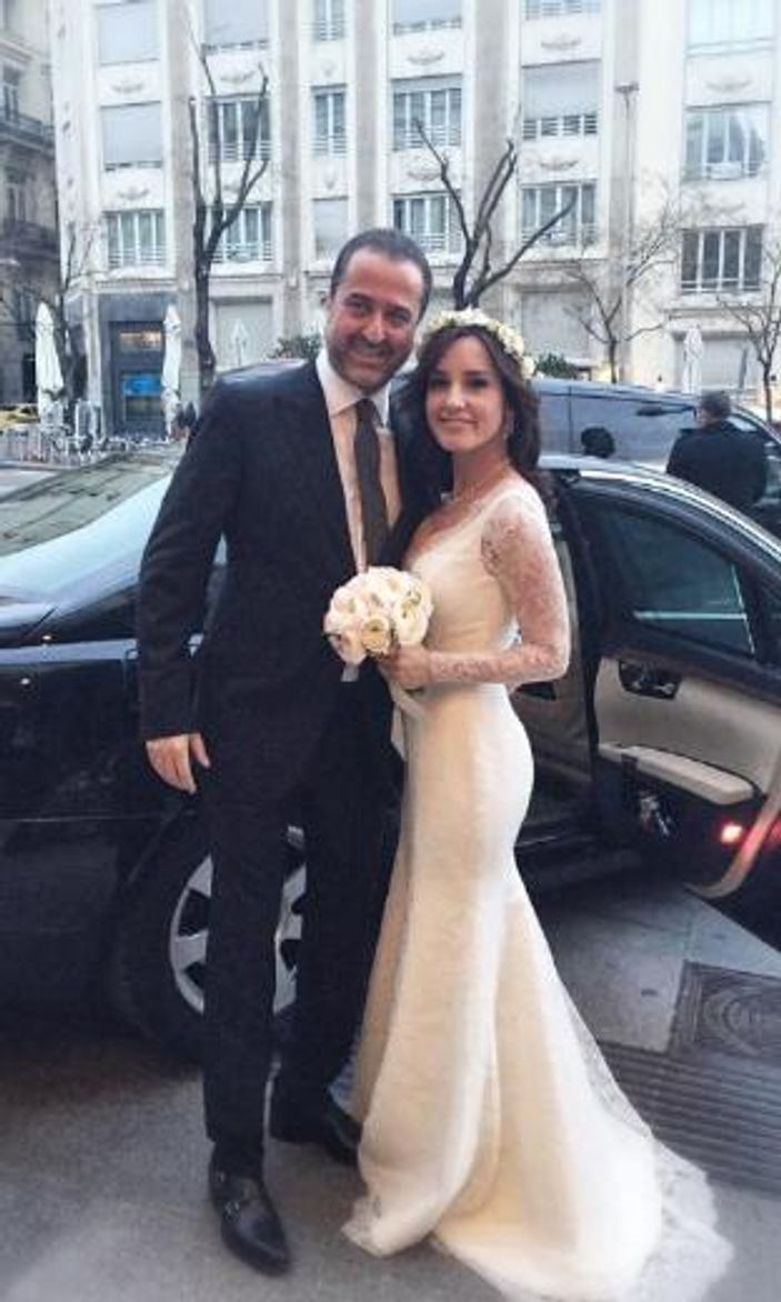 Nazlı Çelik - Serdar Bilgili çifti poz verdi