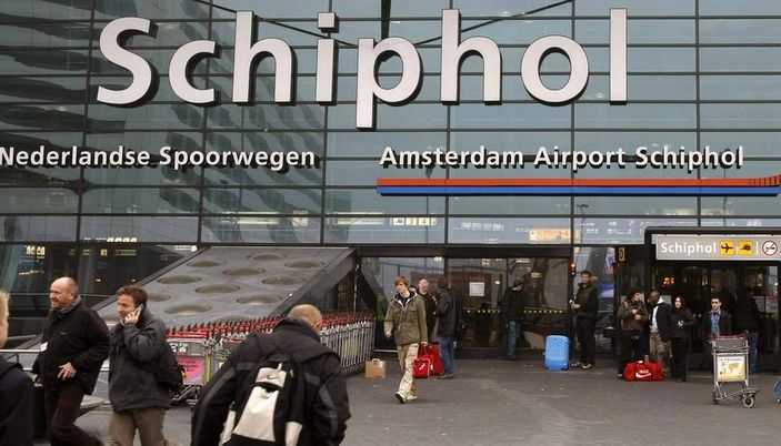 Amsterdam'da tüm uçuşlar iptal edildi