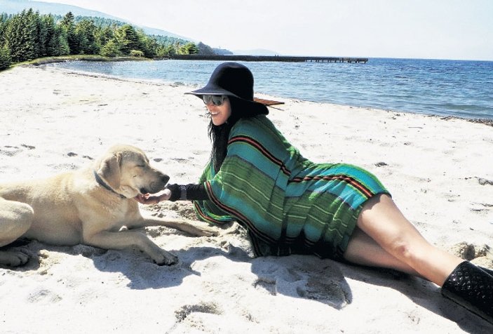 Hande Yener'in Sebastian Beach'i