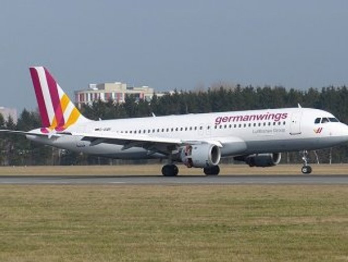Lufthansa kuralı uygulamıyor THY'de pilot yalnız kalmıyor