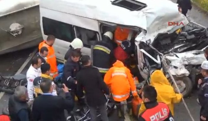 Şanlıurfa'da zincirleme trafik kazası: 12 ölü