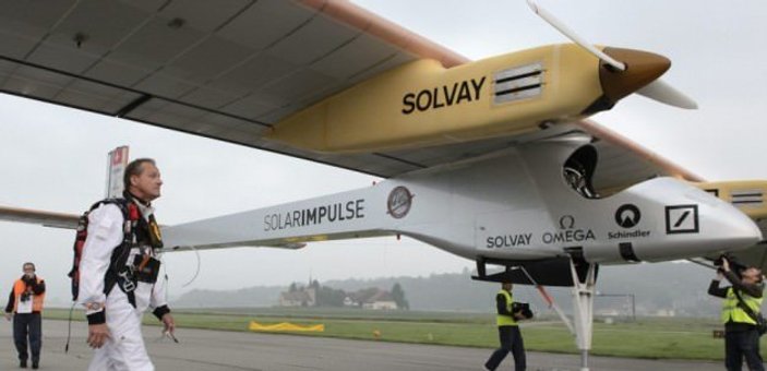 Güneş enerjisiyle uçan Solar Impulse Çin'e havalandı