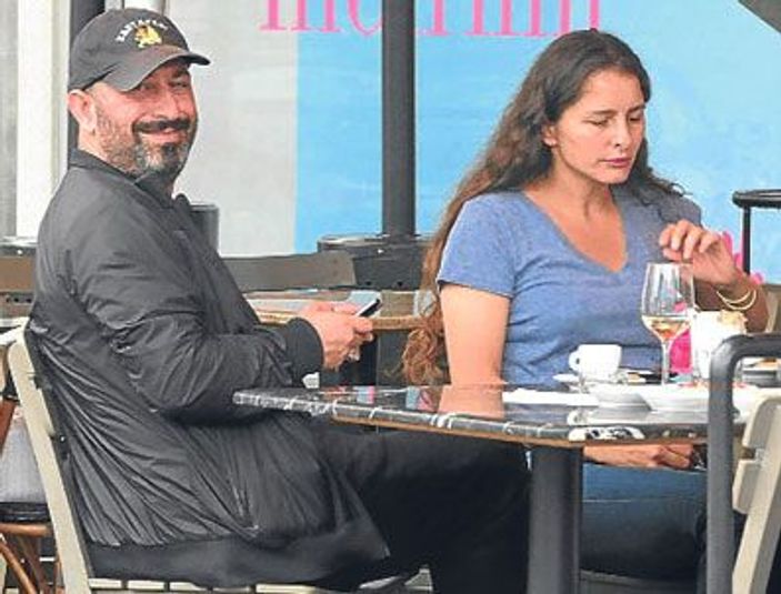 Cem Yılmaz gazetecileri görünce sinirlendi