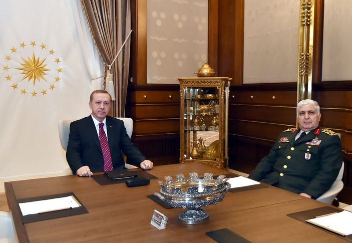 Erdoğan Necdet Özel ve Hakan Fidan'la görüştü
