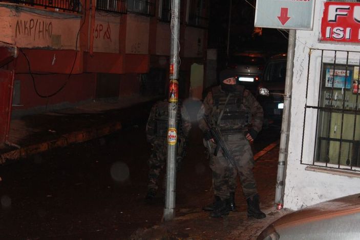 Okmeydanı'nda DHKP-C'ye şafak operasyonu