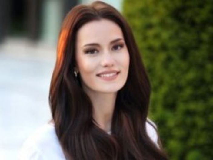 Fahriye Evcen