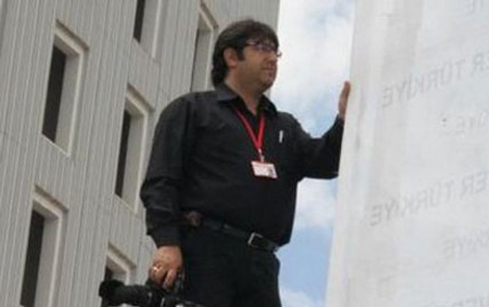 Bahçeli'nin fotoğrafçısı Hakkari'de birinci sıradan aday