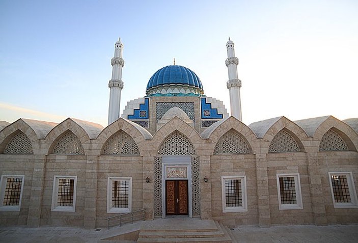 Hoca Ahmet Yesevi Camii ibadete açılıyor