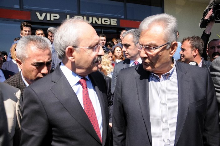 Kılıçdaroğlu'nu Antalya'da Baykal karşıladı