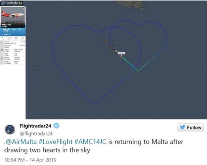 Yeni evli pilot aşkını gökyüzüne yazdı