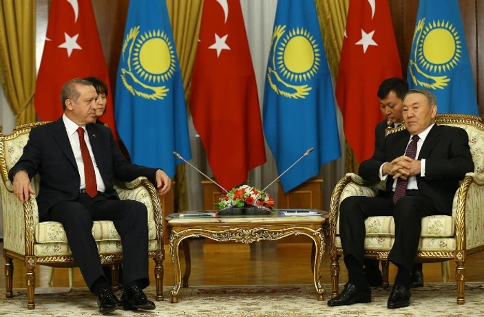 Erdoğan Nursultan Nazarbayev ile baş başa görüştü