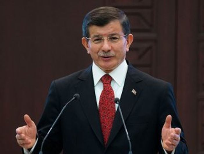 Başbakan Davutoğlu'ndan 1915 hamlesi