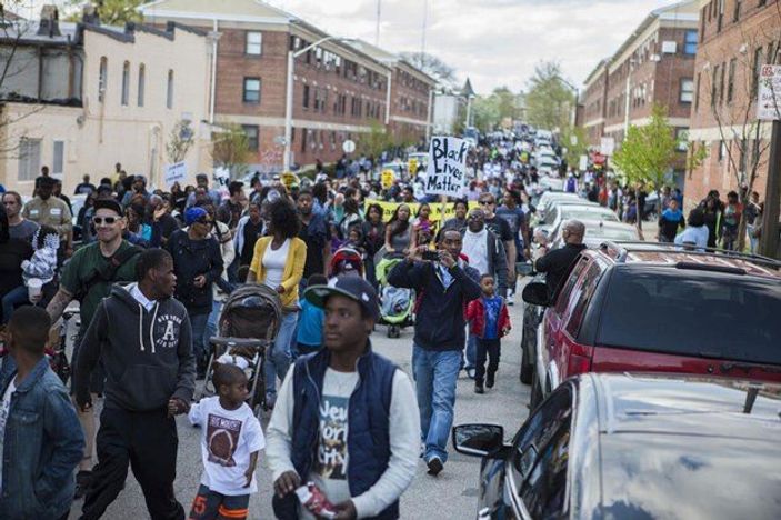 ABD'de Amerikan polisine karşı protesto