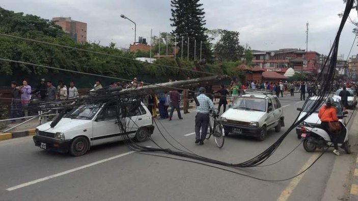 Nepal'de şiddetli deprem