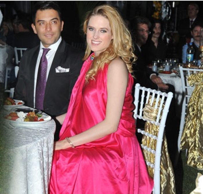 Wilma Elles: Bebeklerimiz üç isimli olacak