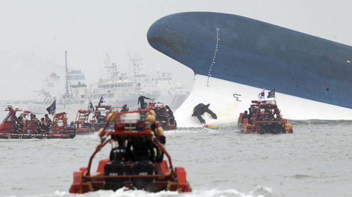 Güney Kore'de batan feribotun kaptanına müebbet verildi