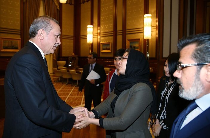 Cumhurbaşkanı Erdoğan Özgecan'ın ailesini ağırladı