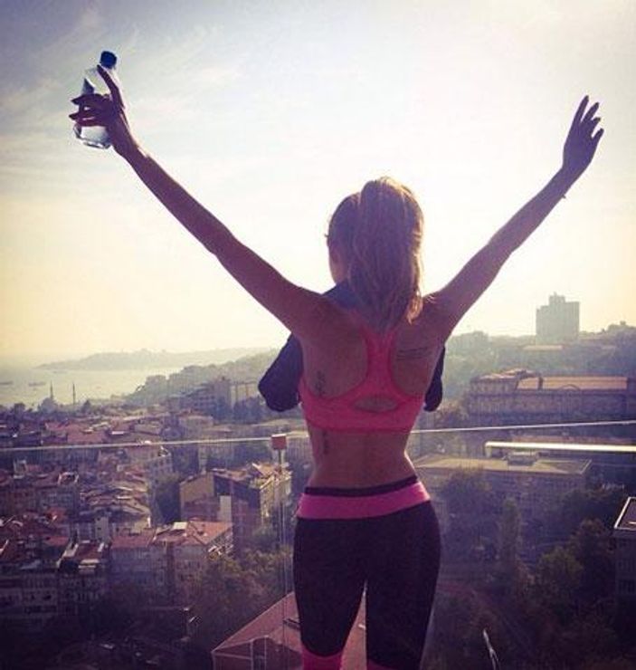 Wesley Sneijder - Yolanthe Cabau'nun evi