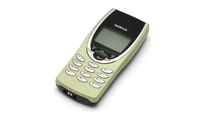 İngiltere'de Nokia 8210'un satışları patladı