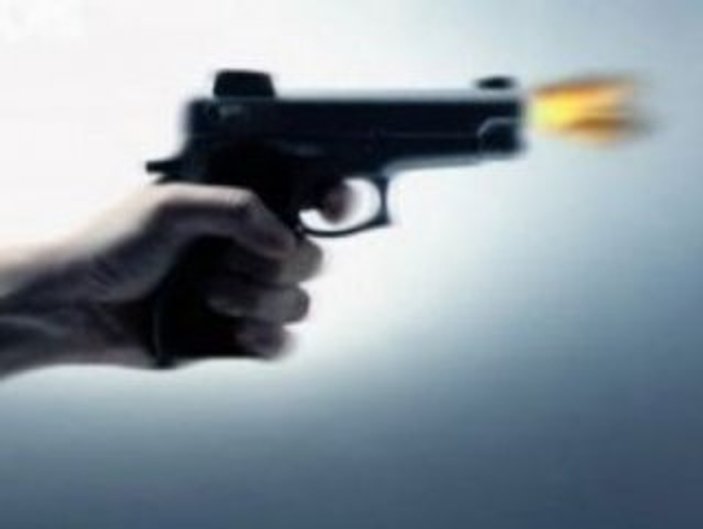 Manisa'da polis memuru başhekimi vurdu