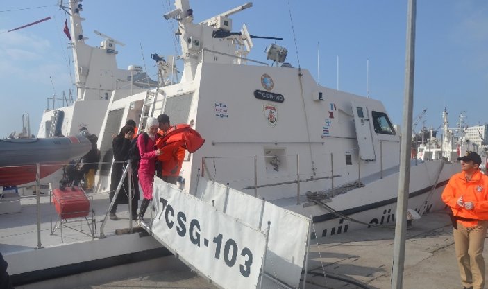 Akdeniz açıklarında 171 kaçak göçmen kurtarıldı