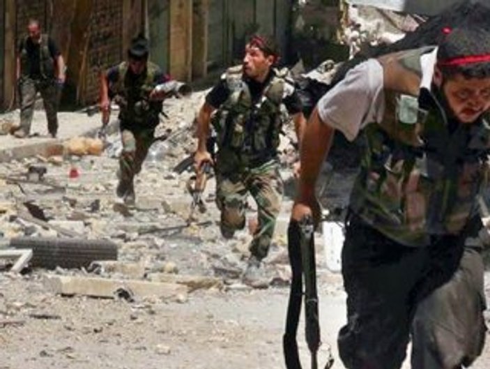 Suriye'de YPG ile muhalifler arasında gözaltı krizi