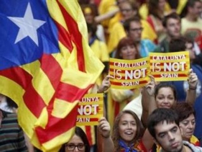 Katalonya'da bağımsızlık karşıtları önde