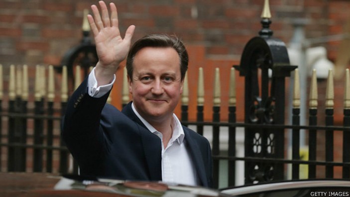 David Cameron İngiltere'de tek başına iktidar oldu
