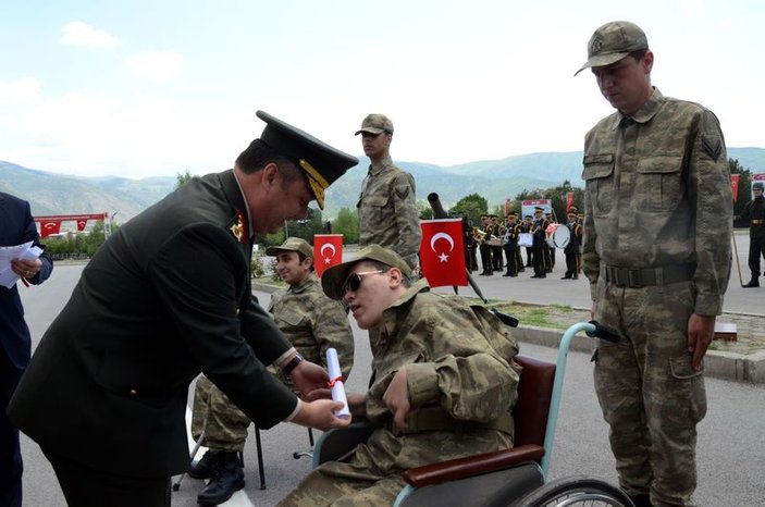 Ankara'da 96 engelli genç temsili asker oldu