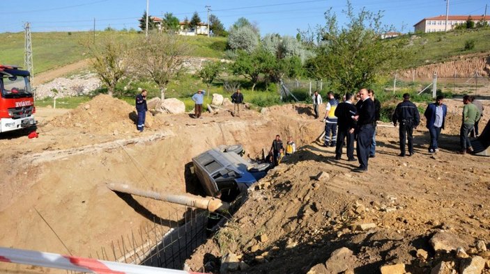 Kırıkkale'de öğrenci servisi kaza yaptı: 1 ölü 5 yaralı