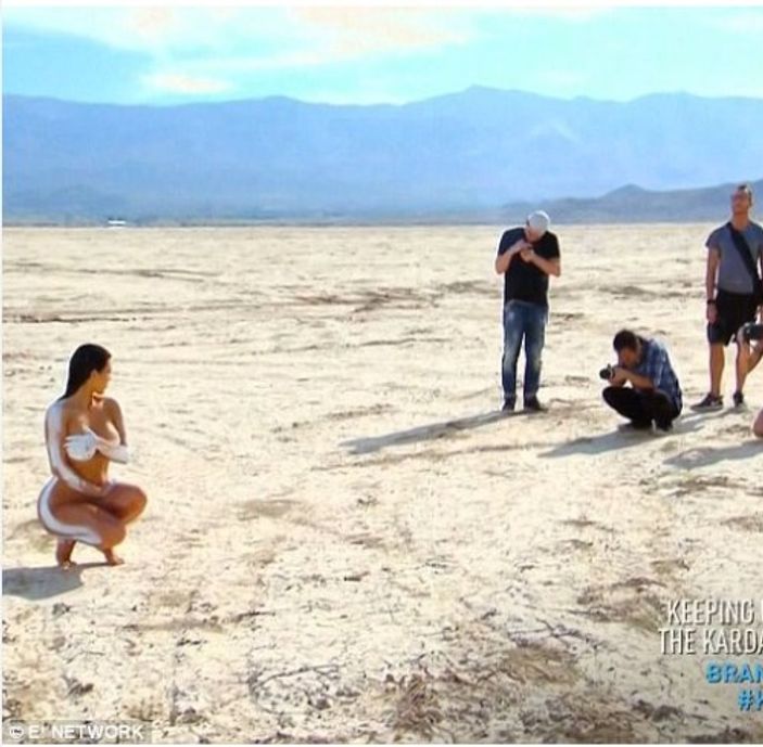 Kim Kardashian çöle düştü