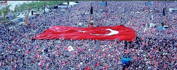 AK Parti İstanbul mitinginde dev kalabalık