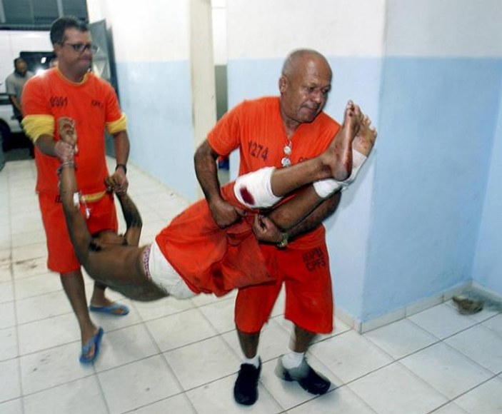 Brezilya'da cezaevinde isyan: 8 ölü