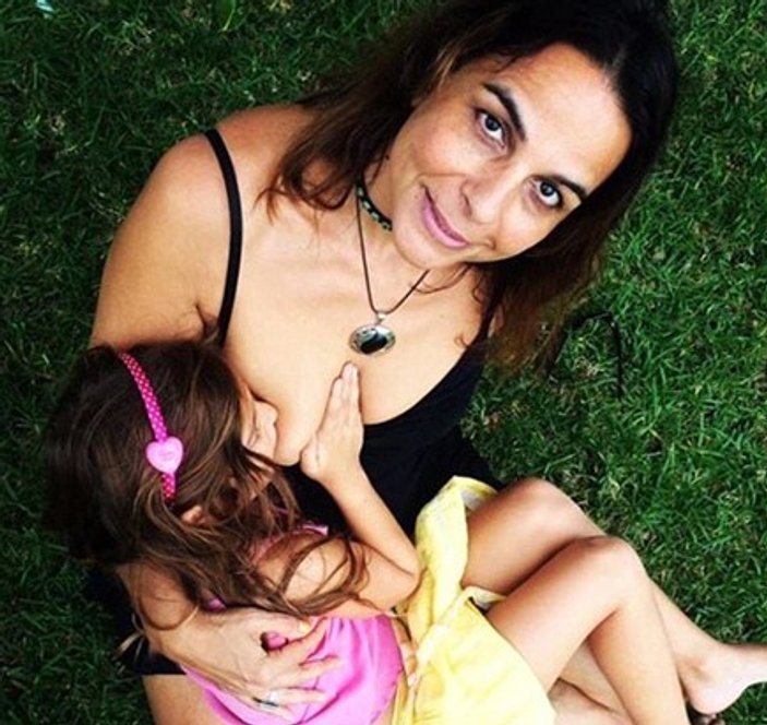 Avustralyalı anne 6 yaşındaki kızını emziriyor