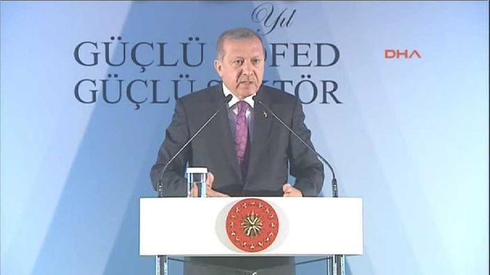 Cumhurbaşkanı Erdoğan otobüs şoförleriyle buluştu