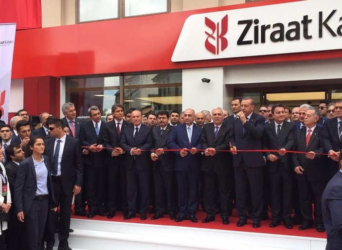 Ziraat Katılım Bankası'nın Eminönü'ndeki ilk şubesi açıldı