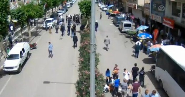 Siirt'te AK Partili kadınlara saldırı anı kamerada