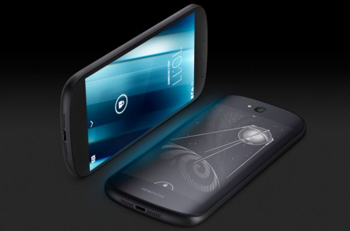 YotaPhone 2C ve 3 hazırlanıyor