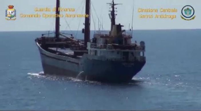 İtalya'da Türk bayraklı gemide haşhaş yakalandı