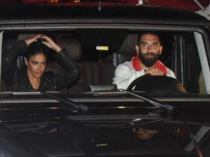 Arda Turan-Aslıhan Doğan çifti ilişkilerini doğruladı